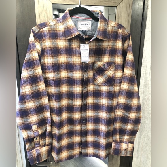 🆕Flag and Anthem Men’s Flannel Long Sleeve Single Pocket ~ Size Medium - Picture 1 of 7